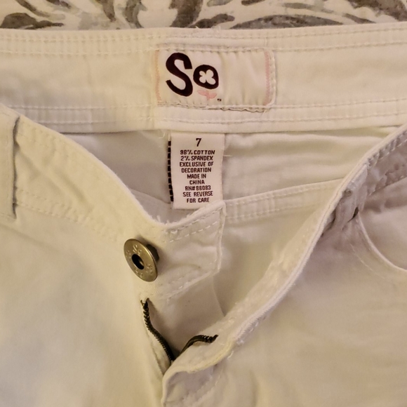 Capris - Picture 2 of 2